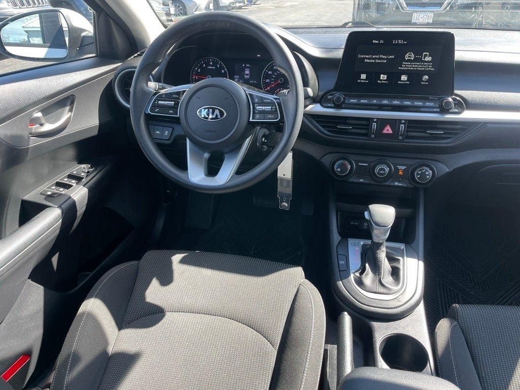 2021 Kia Forte LXS w/Rear Cam, Bluetooth, CarPlay, Alloys